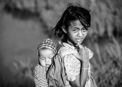 A wonderfull sister (Burma)